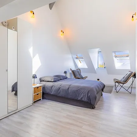 Maison De Ville En Bord De Seine A La Bouille Extérieur photo