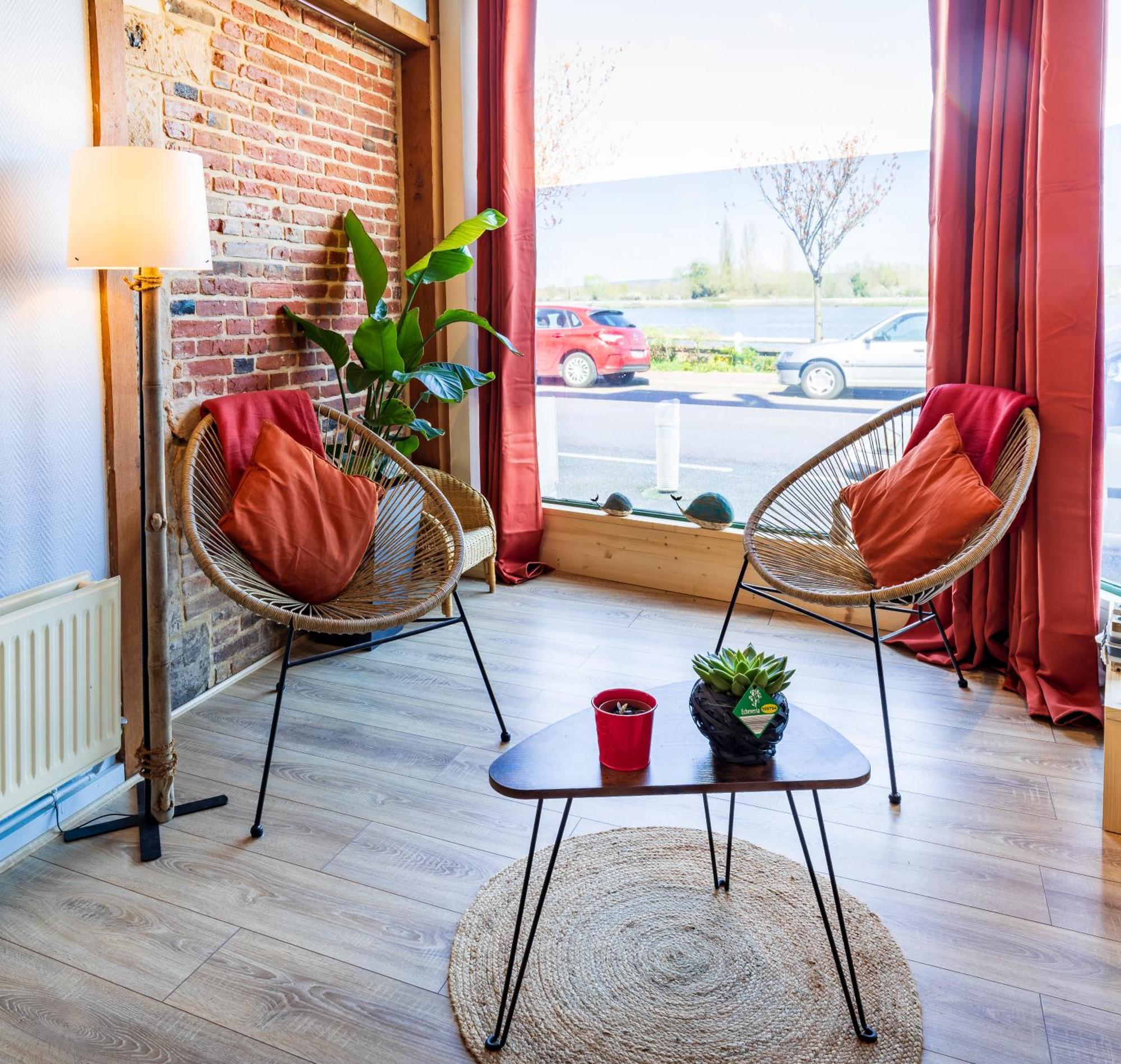 Maison De En Bord De Seine A Hébergement de vacances