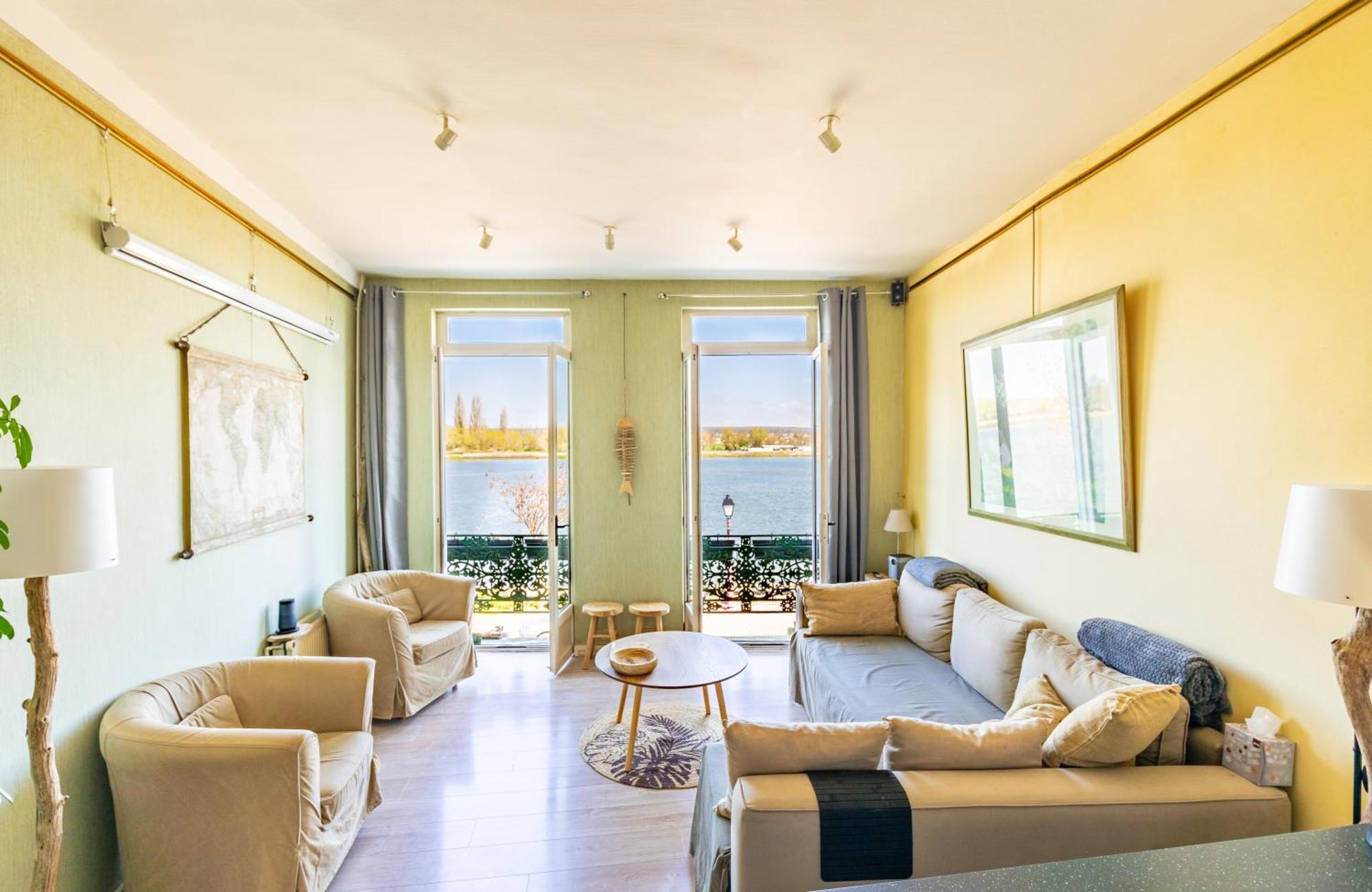 Maison De En Bord De Seine A Hébergement de vacances *